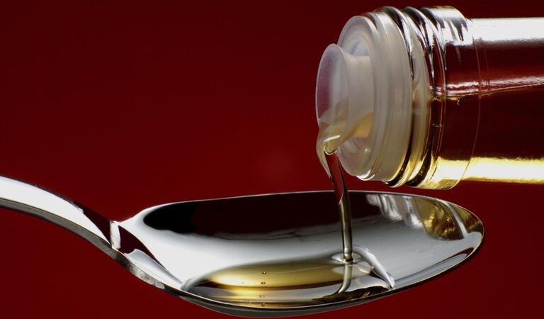 Anvisa suspende venda de xaropes com clobutinol