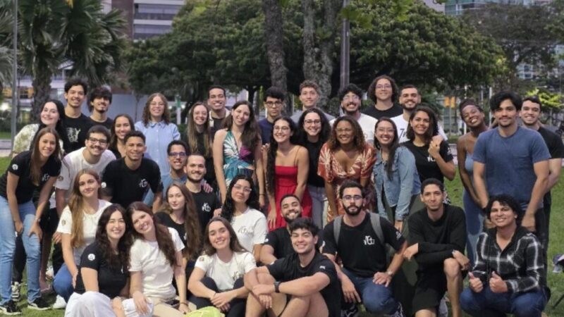 Saúde, integração e valores cristãos em projeto na praia
