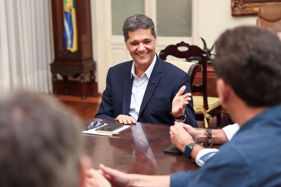 Governador Ricardo se reúne pela primeira vez com secretariado no Palácio Anchieta