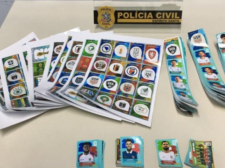 Polícia Civil apreende mais de mil figurinhas supostamente falsificadas da Copa do Mundo em Guaçuí