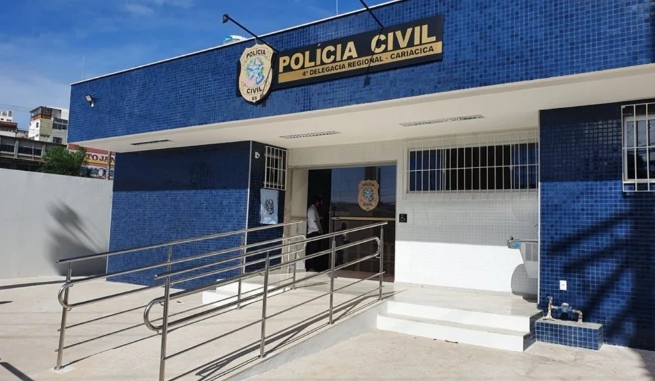Homem procura delegacia para denunciar sequestro da mãe e acaba preso por homicídio