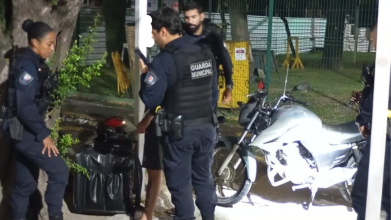 Moto “Frankenstein” com peças de diferentes veículos é apreendida pela Guarda de Vitória