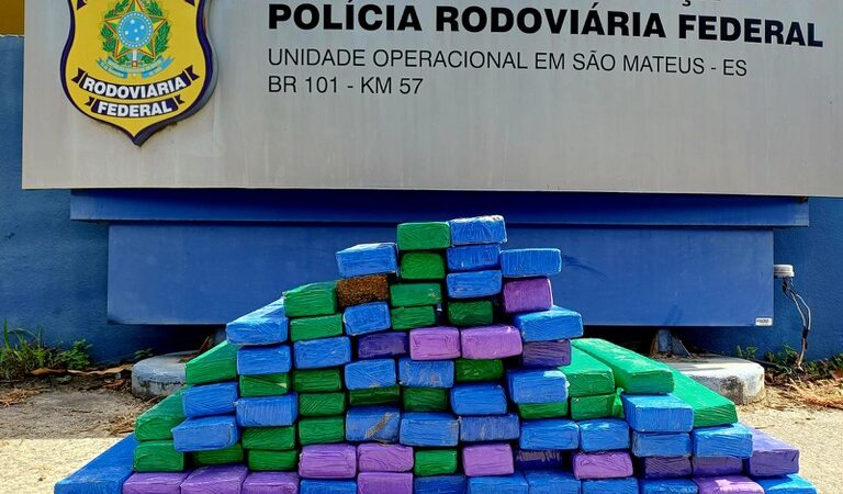 PRF apreende cerca de 100 quilos de maconha após perseguição na BR-381, em São Mateus