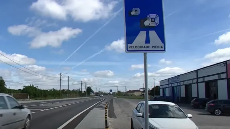 Radar de velocidade média entra em teste na BR-101 e flagra carro a 124 km/h no ES