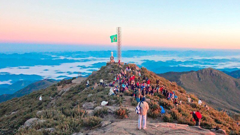 Pico da Bandeira passa a exigir CPF para reservas de acampamento no Parque do CaparaóNovas regras para acampamento no Pico da Bandeira já estão em vigor