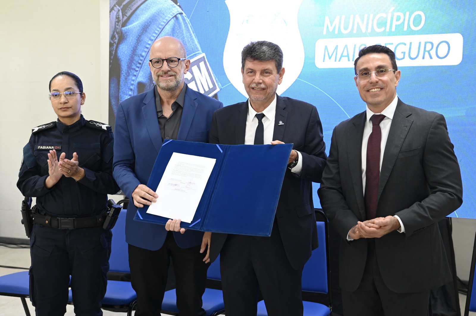 Vitória adere ao programa nacional Município Mais Seguro e fortalece Guarda Municipal