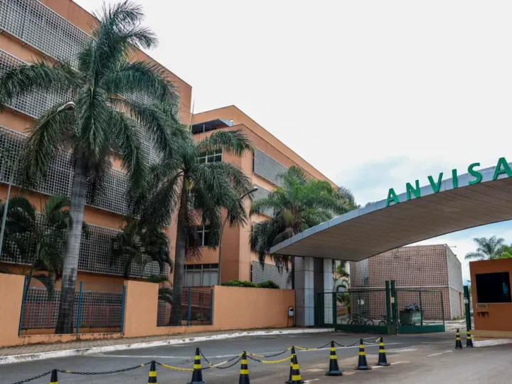 Anvisa proíbe suplemento irregular e suspende lotes de creatina