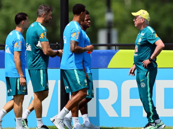 Brasil inicia preparação para as oitavas da Copa do Mundo e monitora lesionados