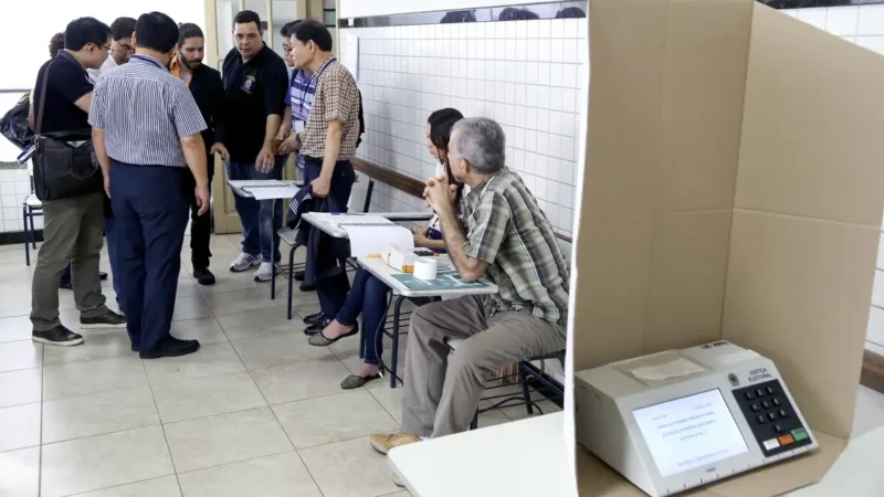 Mesários das eleições de outubro começam a receber cartas de convocação; saiba como funciona
