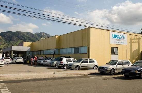 Confusão e reclamações sobre demora no atendimento são registradas na UPA da Serra Sede